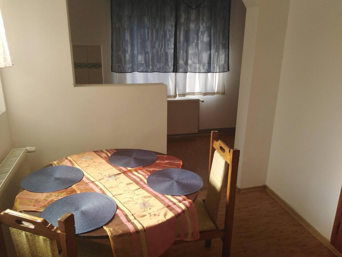 Apartament S&F Dej Buitenkant foto